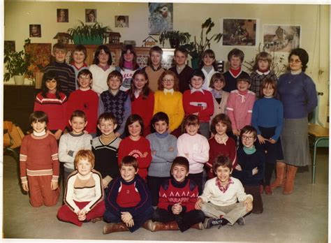 Photo De Classe Cm1 De 1981 Ecole Du Centre Copains Davant