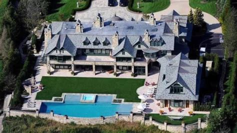 Howards South Hamptons Ny Mansion He Bought The Land Alone For 20m