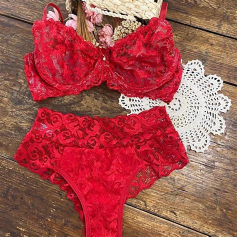 Conjunto Suti Sem Bojo Aro E Calcinha Em Renda Gardens Lingerie