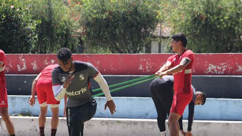 Melgar Vs Independiente Del Valle El Banderazo ‘rojinegro En Quito Previo Al Duelo Por Copa