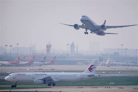 中国3大航空公司疫情惨 3年亏损超过17年利润｜壹苹新闻网