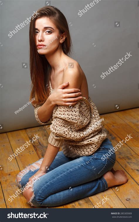 Attractive Brunette Fashion Model Woman Naked Stock Photo 285305909 Shutterstock