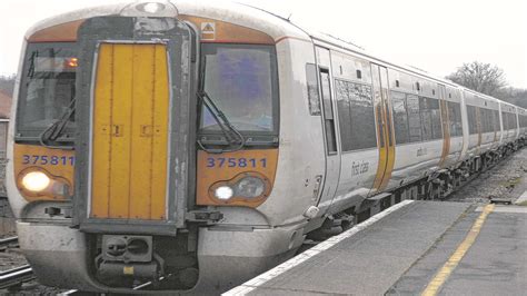 Southeastern Apologises After Train Driver Leaves Station Without Conductor