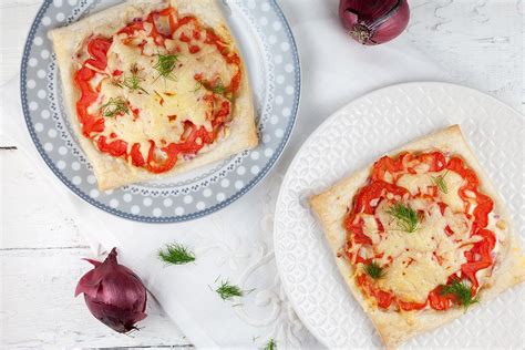 Coeur de boeuf tomato tartlets | Ohmydish