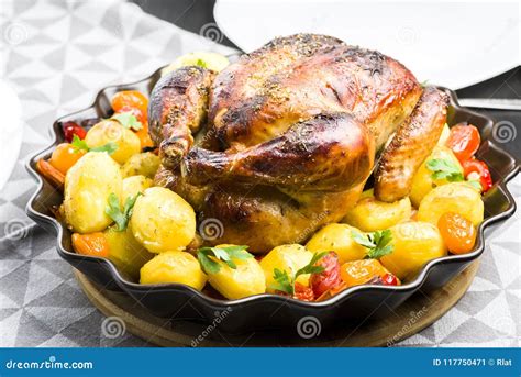 Roast Chicken with Potatoes Stock Image - Image of meat, meal: 117750471