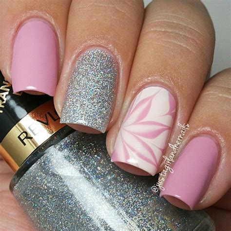 Revlon Holographic Pearls Nail Polish A Fairy Dust Amplified