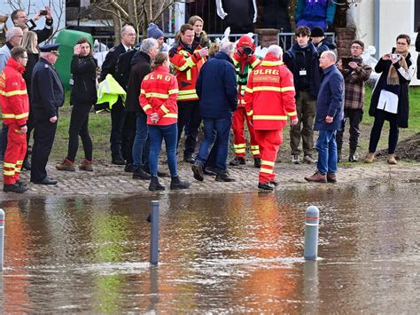 Solidarität existiert in unserem Land Scholz dankt bei Besuch im