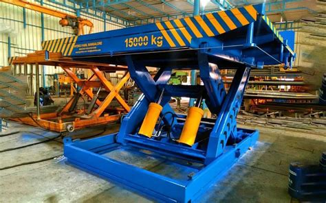 Feet Mild Steel Hydraulic Scissor Lifts Capacity Ton Operating