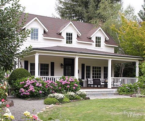 17 Cape Cod Houses That Showcase Classic American Style House