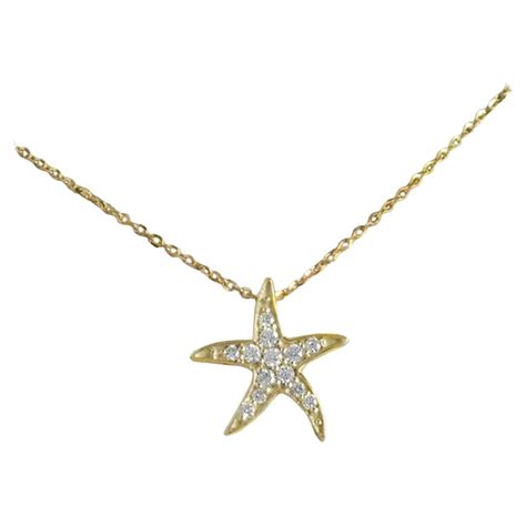 18k Gold Diamond Starfish Pendant Necklace Ocean Beach Jewelry For Sale