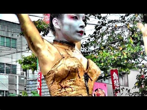 Gold Bodypaint Japan