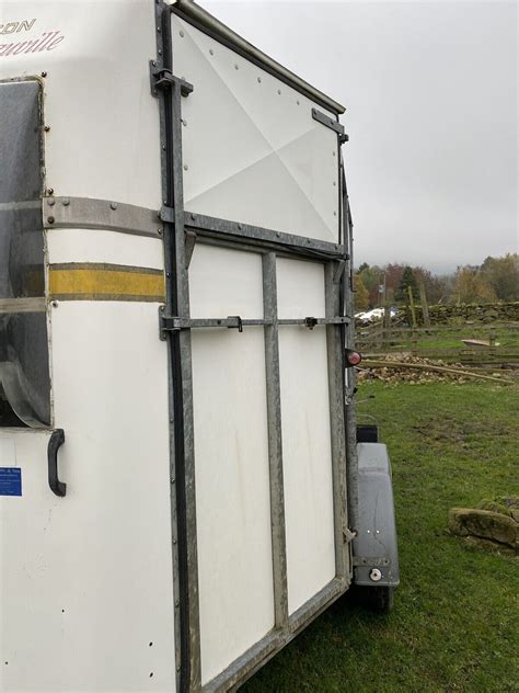 Bateson Deauville Horse Trailer Ebay