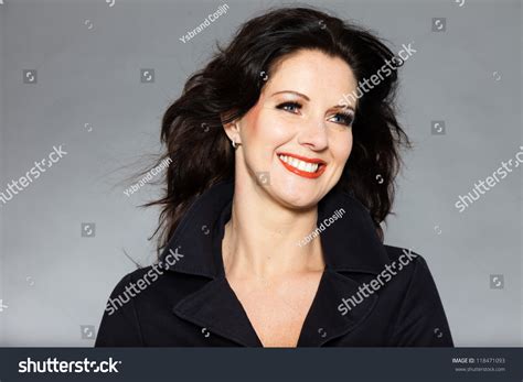 845 695 Sensual Brunette Woman Images Stock Photos Vectors Shutterstock