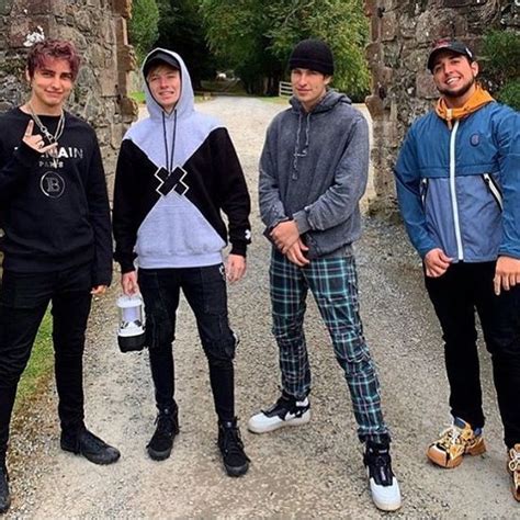 Tutoryim Gmmtv Actors Cute Gay Couples Cute Actors