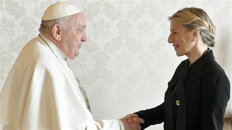 Yolanda D Az Tras Reunirse Con El Papa En El Vaticano Defiende La