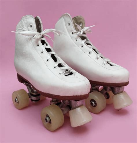 Patins Quad Profissional Básico 4 Rodas Clássico Branco Tamanho 38