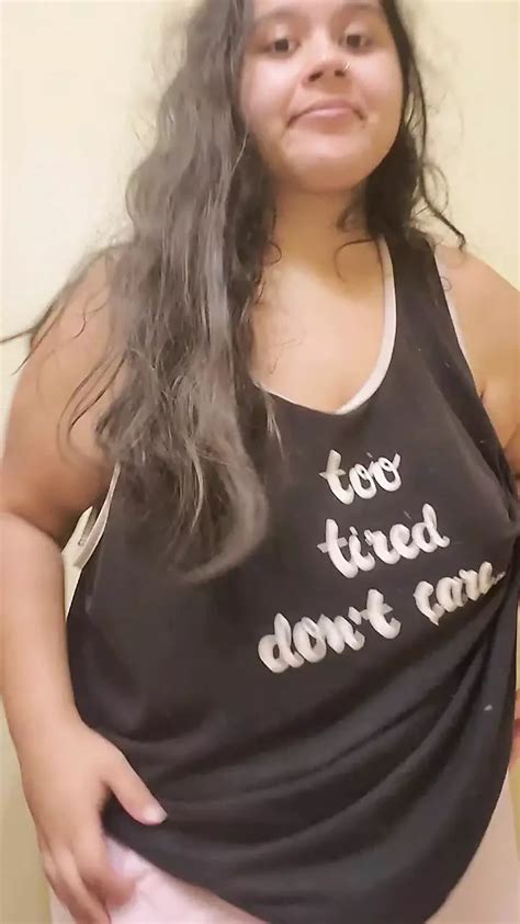 First Time Anal With Brush Amateur Amateur Porn Feat Vanessa Smith XHamster