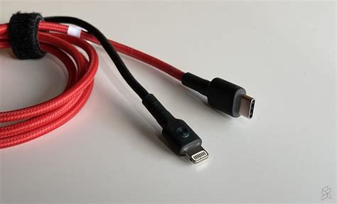 iPhone 12 rumoured to come with braided Lightning to USB-C cable ...