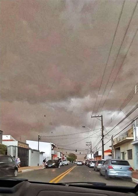 Tempestade De Areia Assusta Moradores No Interior De Sp