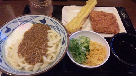 『丸亀製麺 松山松末店』キーマカレーの釜玉うどん（松山市） 愛媛さすらい日記