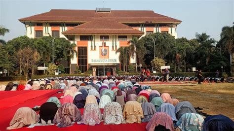 Salat Istisqa Di Depok Salat Sunnah Dalam Upaya Atasi Krisis Air