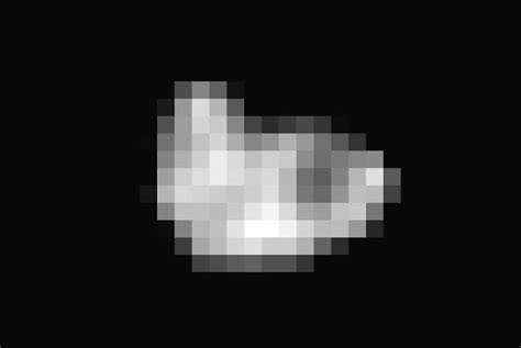 Pluto moon Hydra imaged as a potato-shaped moon measuring 43 by 33 kilometers | NextBigFuture.com