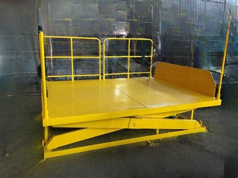 Industrial Scissor Lifts Stationary Vs Mobile