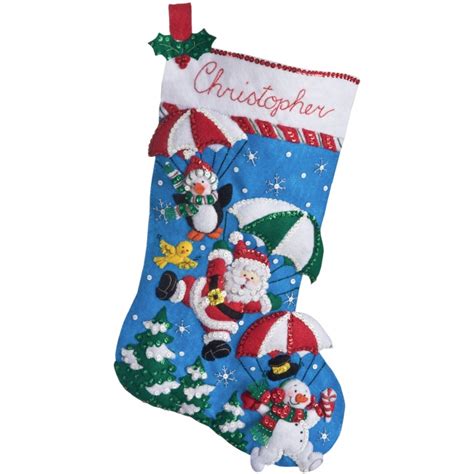 Weekend Kits Blog: Felt Christmas Stockings - Handmade Holiday Fun!