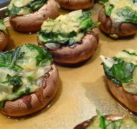 Healthy Creamed Spinach Stuffed Mushrooms