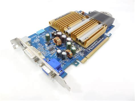 Видеокарта Gigabyte GeForce 7600 GS 256Mb Silent