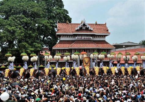 Khushi For Life: Thrissur Pooram 2013 Festival of Kerala : Thrissur Pooram