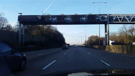 M25 London - YouTube