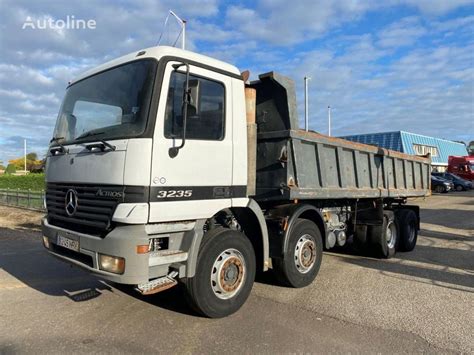 Mercedes Benz 3235 8X4 MANUAL KIPPER ACTROS Dump Truck For Sale