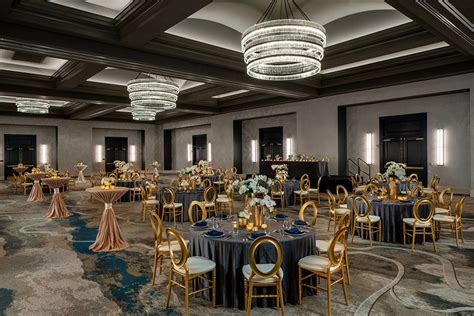 New Orleans Marriott Warehouse Arts District Now Weddings Magazine