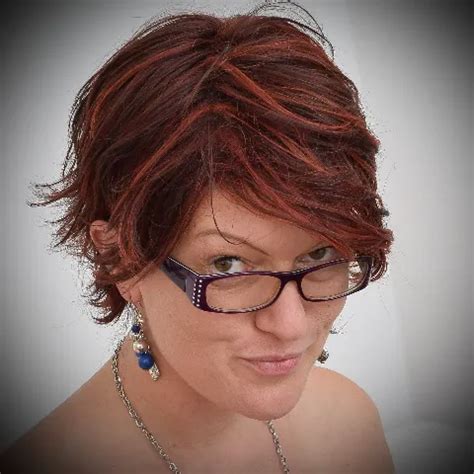 Deutsche MILF ist nackt an der Tür für den Pizzaboten xHamster