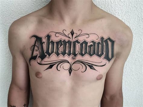 Aben Oado Em Tatuagem No Peitoral Masculino Tatuagem No