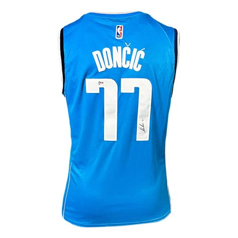 Luka Doncic Signed Dallas Mavericks Nike Icon Edition Basketball Jerse ...