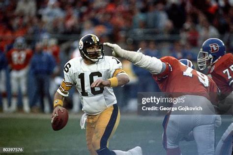 Mark Malone Steelers Photos and Premium High Res Pictures - Getty Images