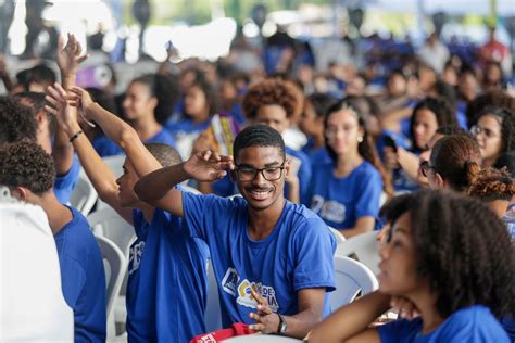 Jornal Correio Estudantes da rede estadual participam de aulão