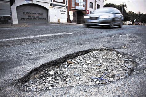 Heavy Rain Not The Main Culprit Behind Joburg Potholes Says JRA