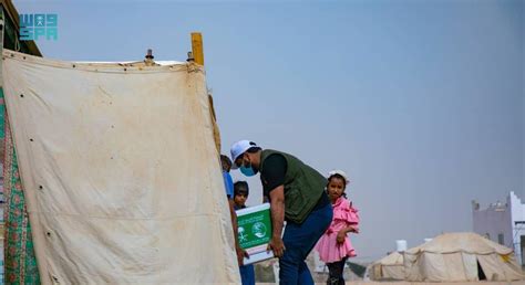 Ksrelief Distributes More Than 25 Tons Of Food Assistance In Marib Yemen