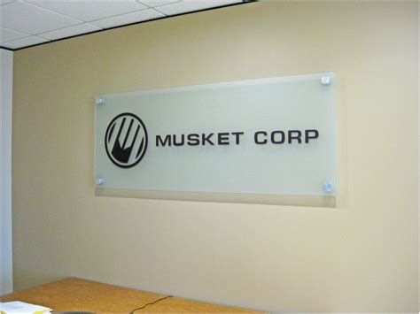 We Make Custom Glass Signage And Acrylic Signage In New York Ny Visit