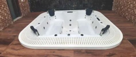 Square Nexus Hot Acrylic Spa Tub At In Jaipur Id