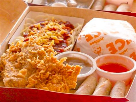 Jollibee Enjoy Your Food At Home Through Its Delivery Service