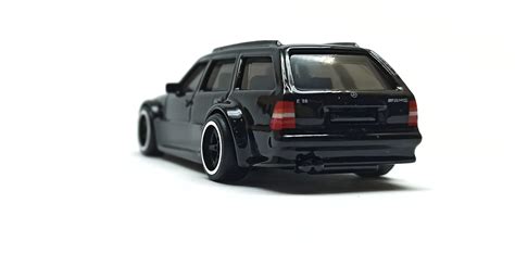 Mercedes Benz AMG E 36 Estate Special Edition HW PARA DE