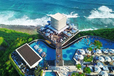 Ultimate Guide 5 Best Beach Club In Uluwatu Yacht Sourcing