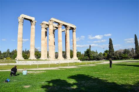 Templo De Olympian Zeus Athens Grecia Es Un Gran Hito En Atens