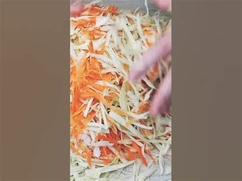Квашенная капуста (вкусная сочная хрустящая) - YouTube