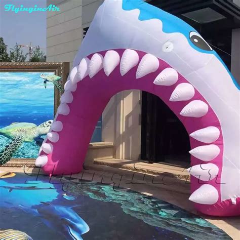 Wholesale Customized 4m Inflatable Shark Arch Sprinkler Mascot Tunnel