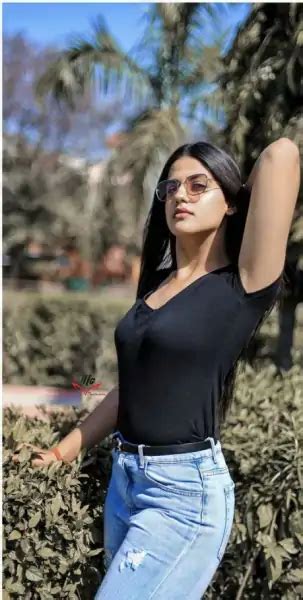 Pranjal Dahiya Hot Cute And Beautiful Pics